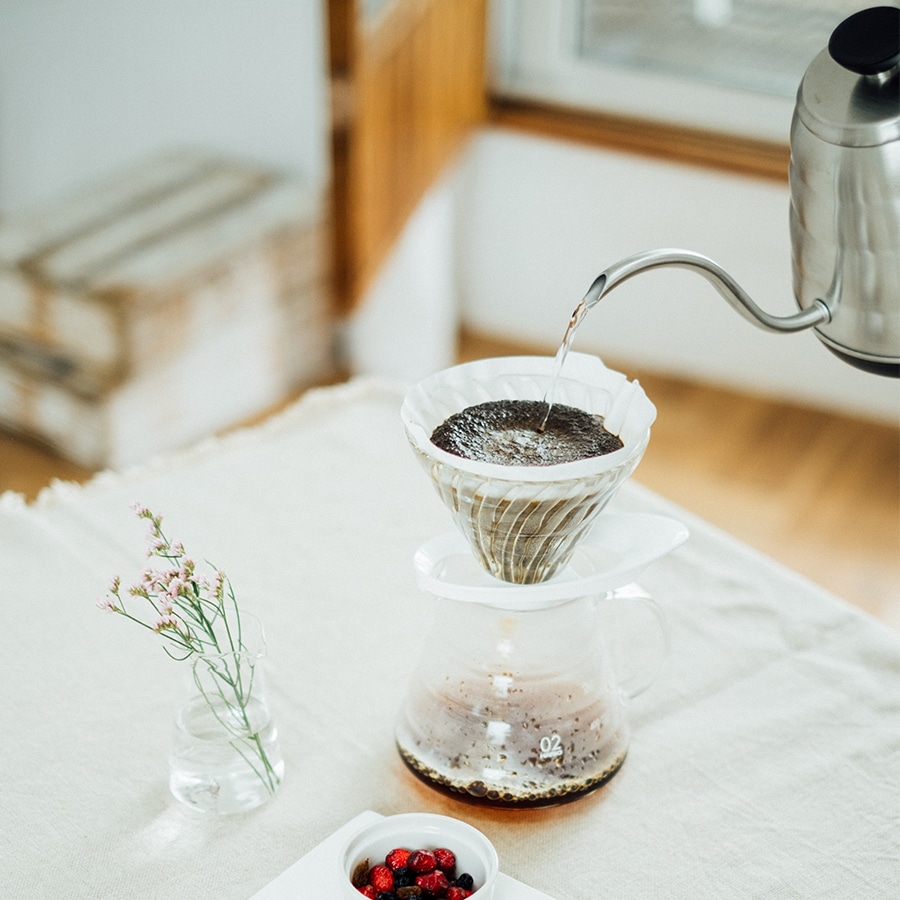 hario v60 dripper glas weiß 02