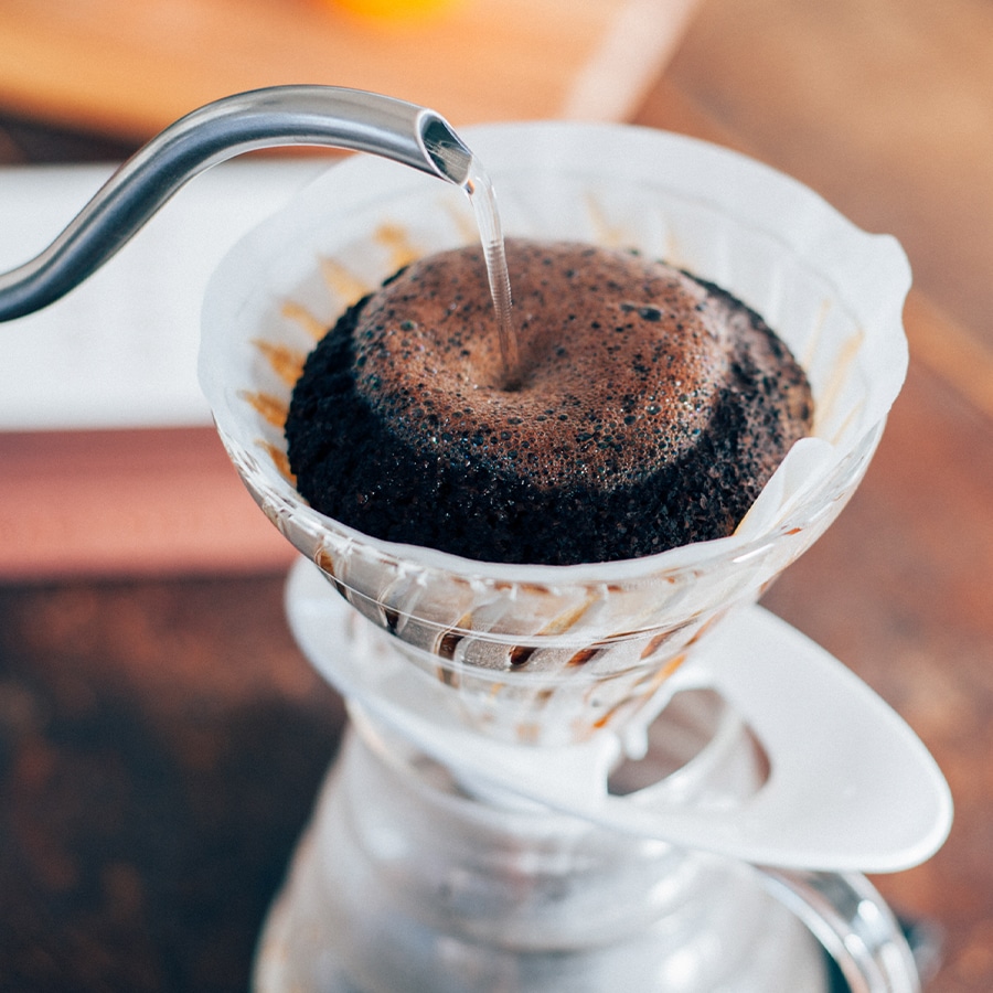 hario v60 dripper glas weiß 02