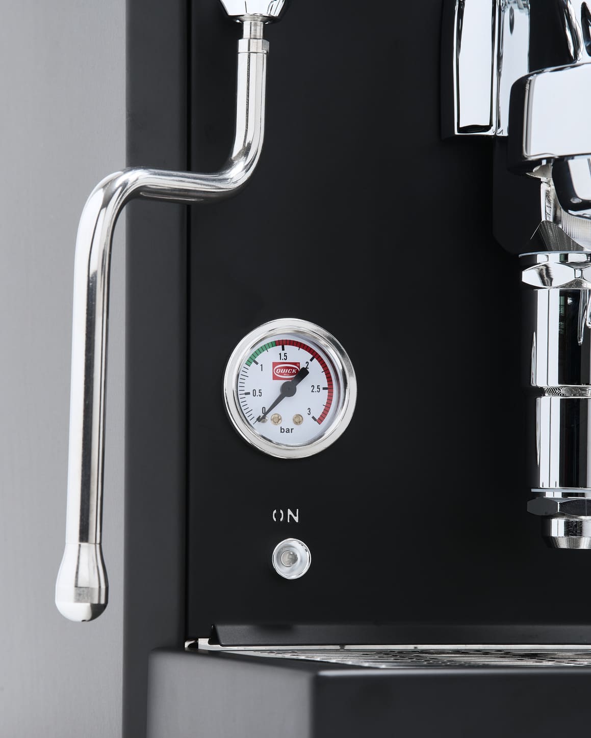 quickmill rubino 0981 in schwarz siebträgermaschine mit kipphebeln